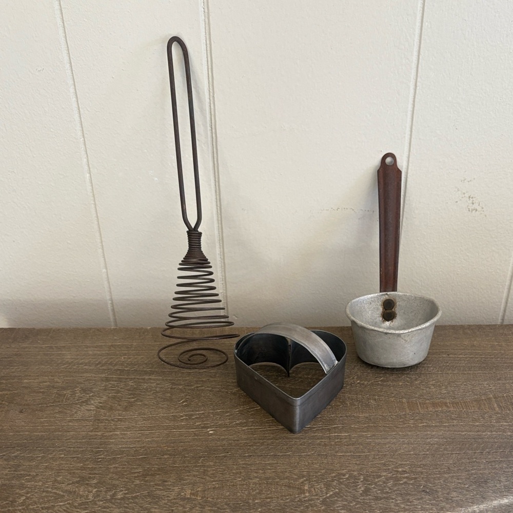 Rustic Primitive Farmhouse Metal Kitchen Utensils Set of Three Vintage Charm!